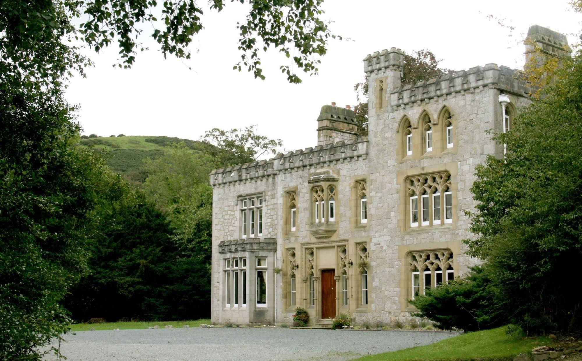 Ffarm * Abergele